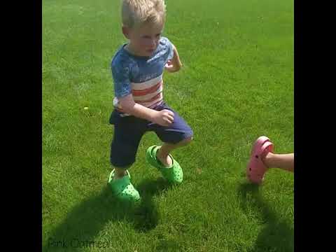 Oversized Shoe Relay