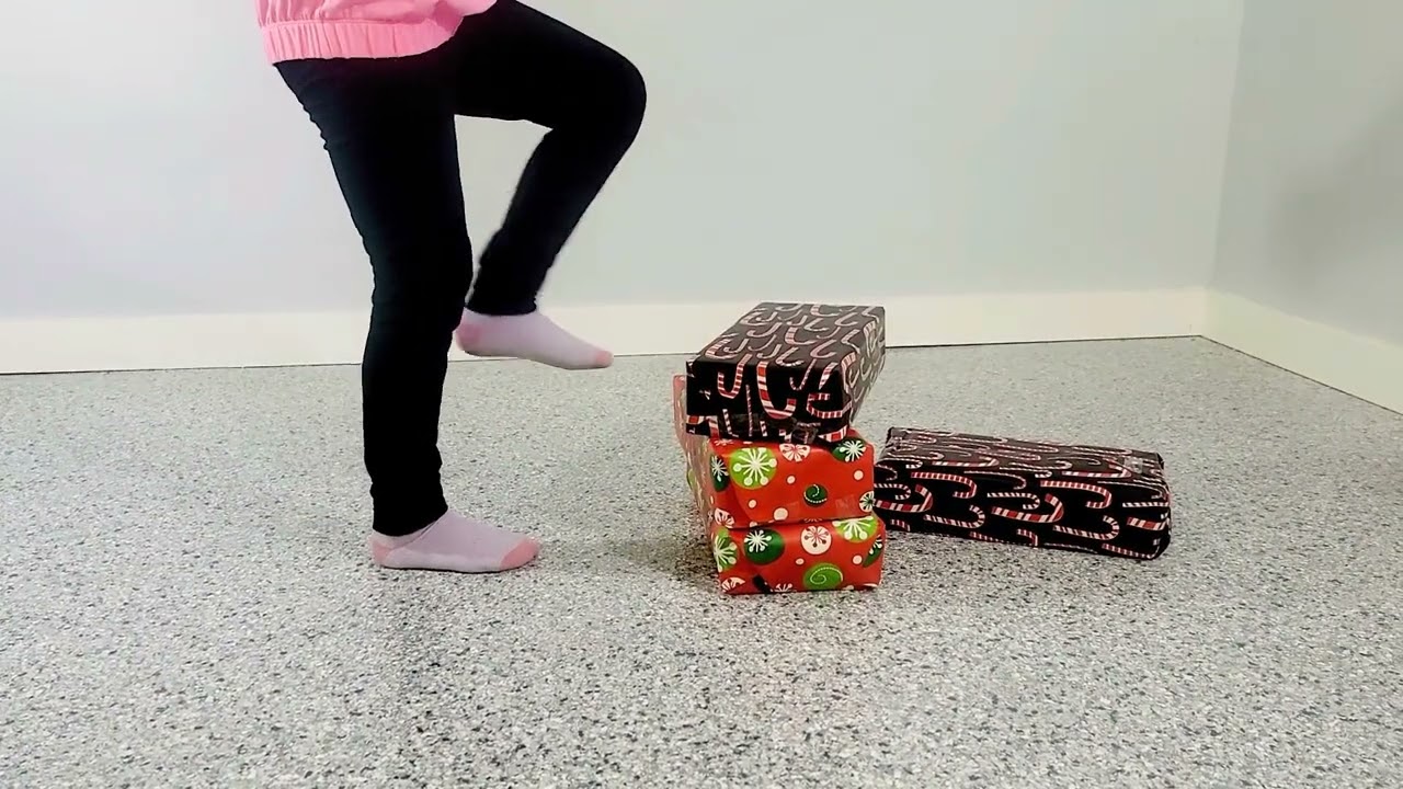 Single Leg Gift Kicks